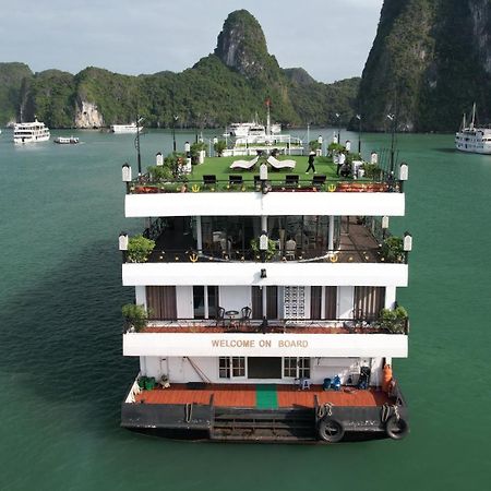 Отель Ha Long Aqua Legend Cruise Экстерьер фото